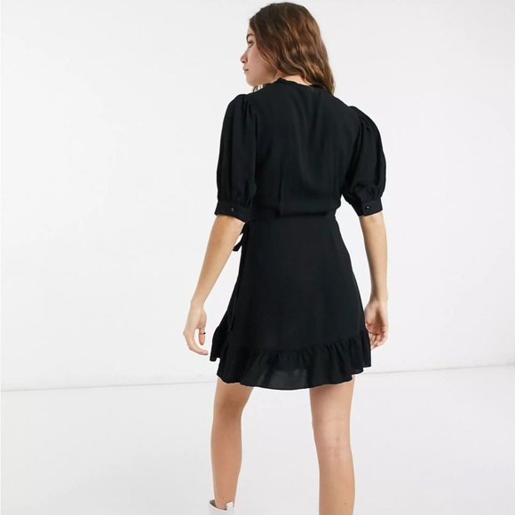 Topshop Black Wrap Dress - Picture 2 of 4